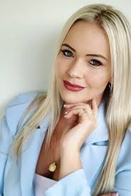 Stacy Lim — VP of Sales